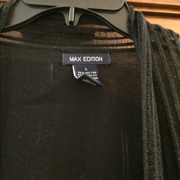 Sweater - Picture 3 of 3